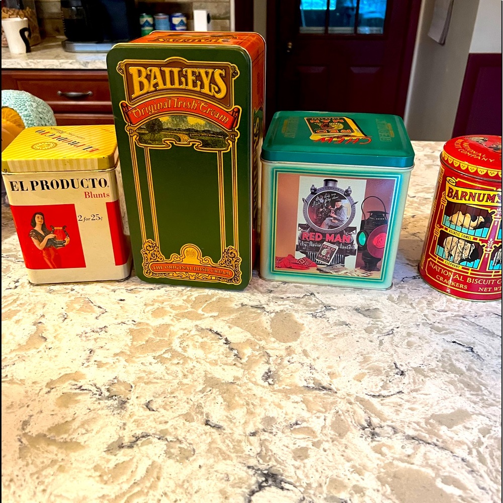 4 vintage cans